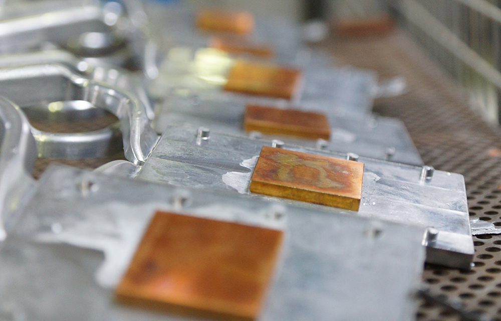 Kombination von Aluminium und Kupfer für die Herstellung von Kühlkörpern