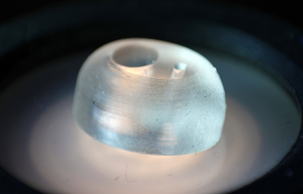 Individuell geformte Hörhilfen mit angepassten Härtezonen durch 3D-Druck