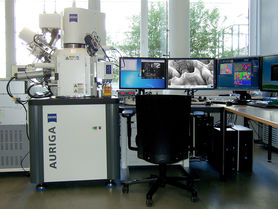 Rasterelektronenmikroskop für 1,2 Millionen Euro in Betrieb genommen
